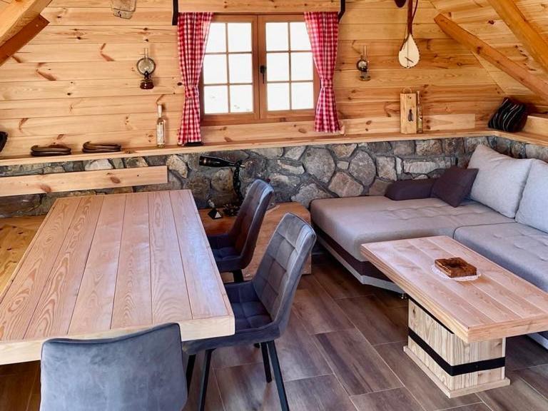 Etno Katun Djedov Do * Žabljak